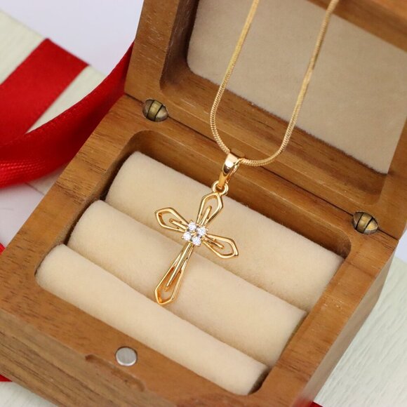 "Rose Gold Cross Pendant with Crystals – Elegant Design, XPPT1586 - Picture 8 of 13